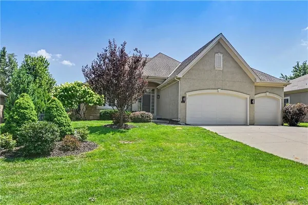 $829,000 | 24111 West 121st Street, Olathe, KS 66061