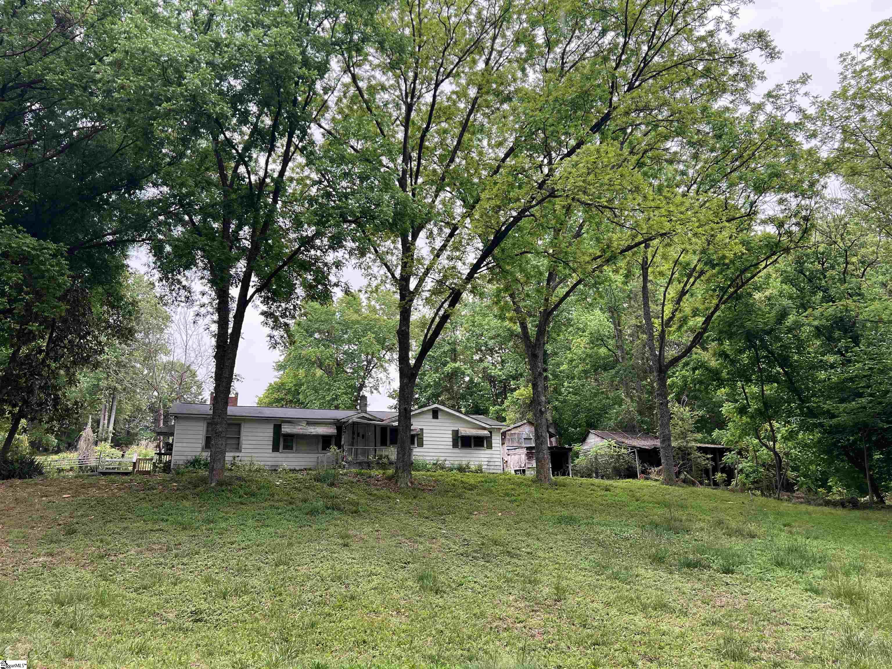384 Hamburg Road Easley, SC 29640 - Photo 1 of 22