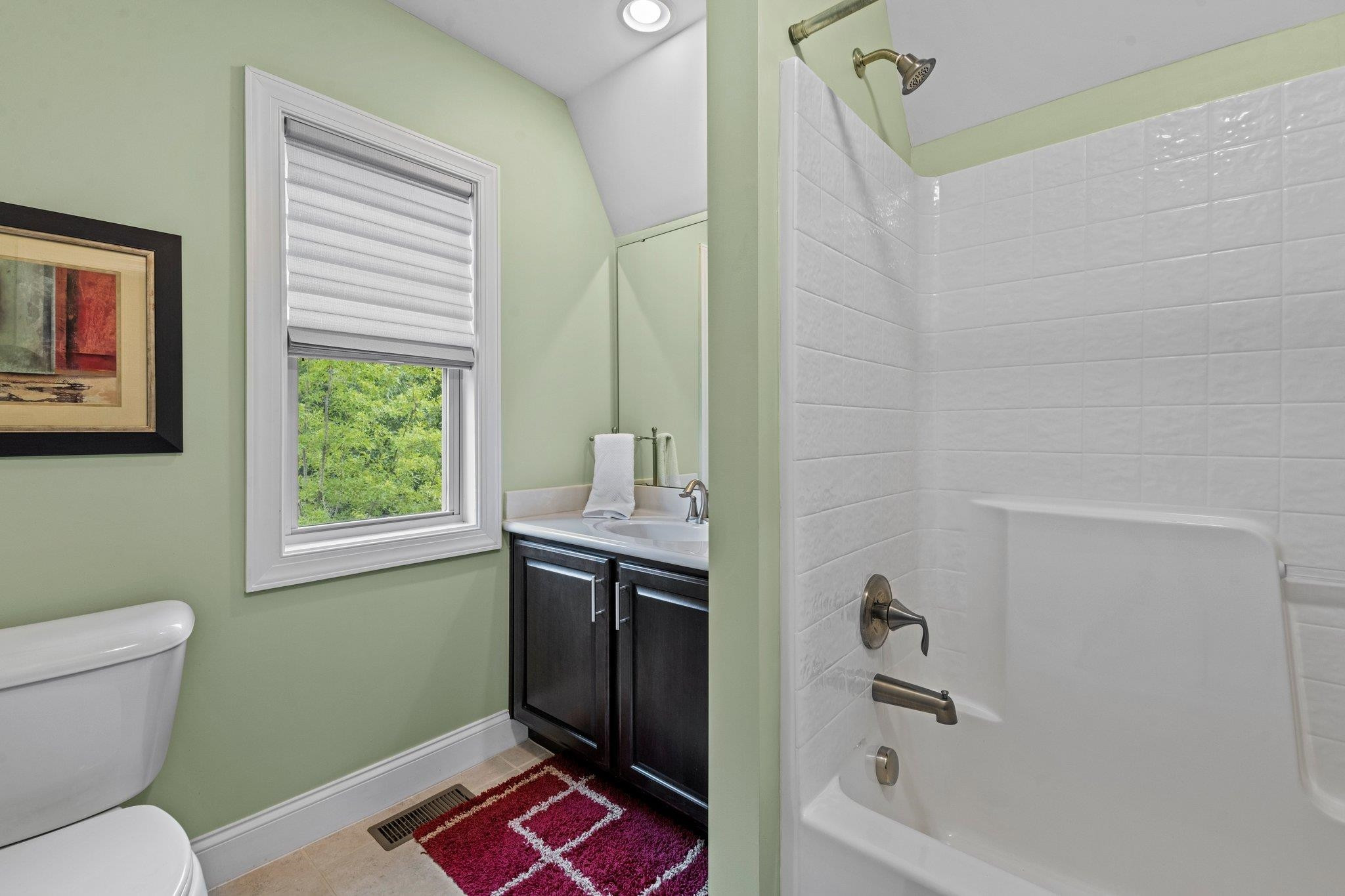 1545 Fullerton Place Raleigh, NC 27607 - Photo 28 of 45 Additional view of hallway bathroom with shower curtain pulled. Full Bathroom