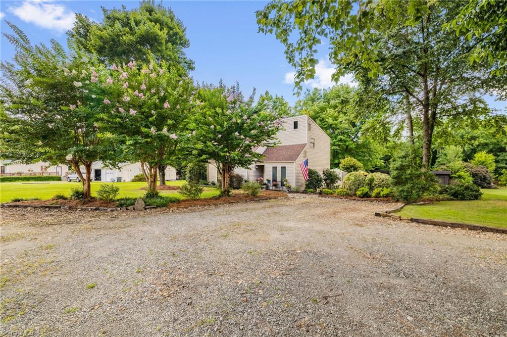 9501 County Line Road Kernersville, NC 27284 - Photo 27 of 31 Gallery Image 27