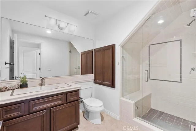 $1,024,999 | 401 Bernard Street, Unit 202, Costa Mesa, CA 92627