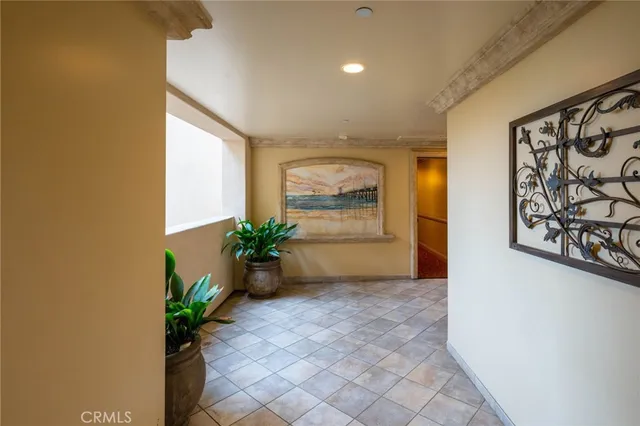 $1,024,999 | 401 Bernard Street, Unit 202, Costa Mesa, CA 92627