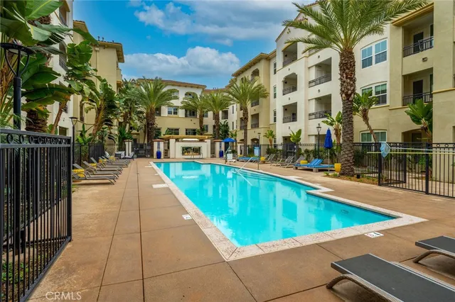 $1,024,999 | 401 Bernard Street, Unit 202, Costa Mesa, CA 92627