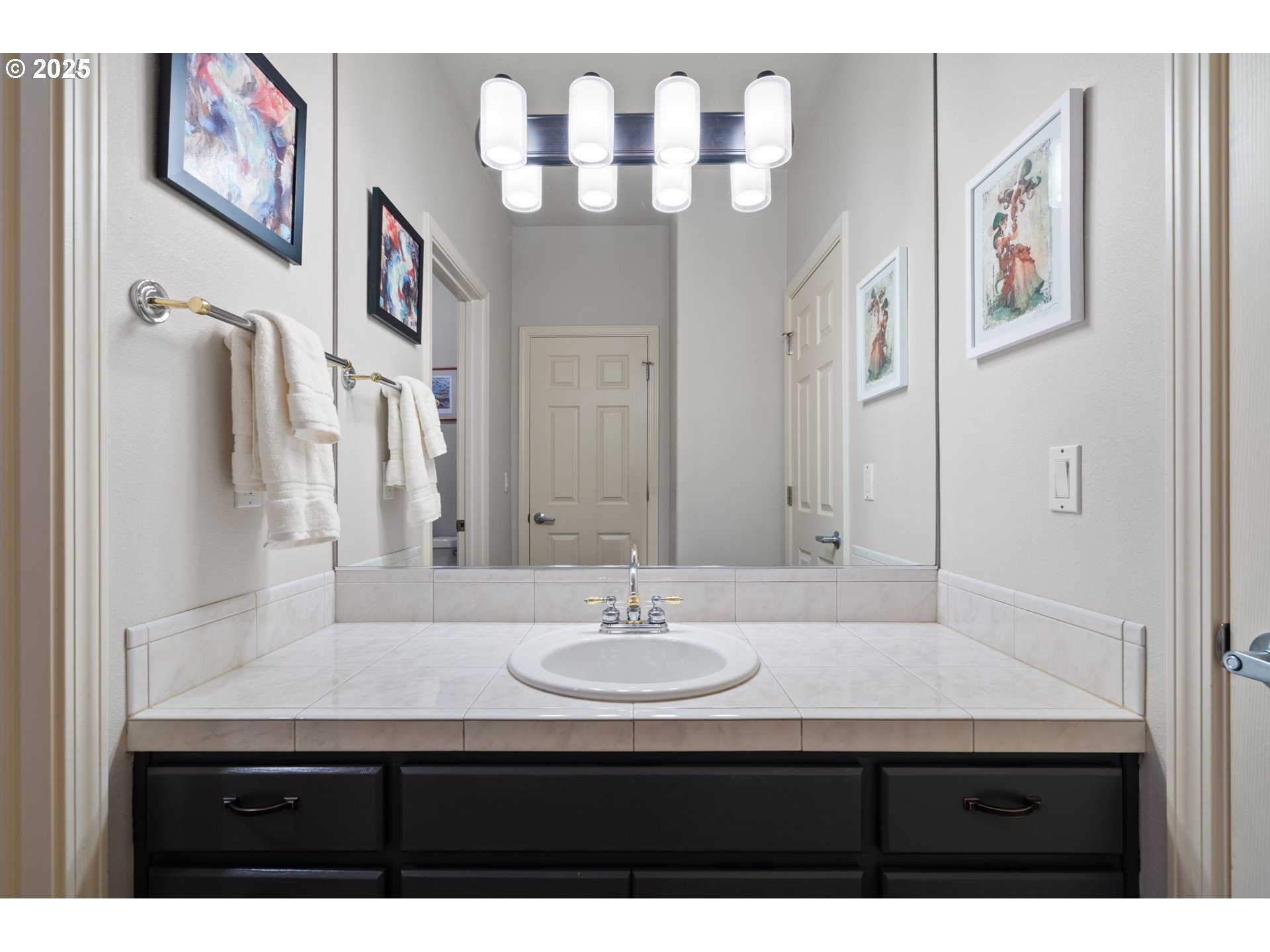 12449 Southwest 55th Place Portland, OR 97219 - Photo 36 of 48 Bonus Room