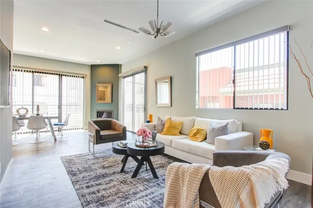 $4,500 | 330-street 330-street Salem, Unit 204, Glendale, CA 91203