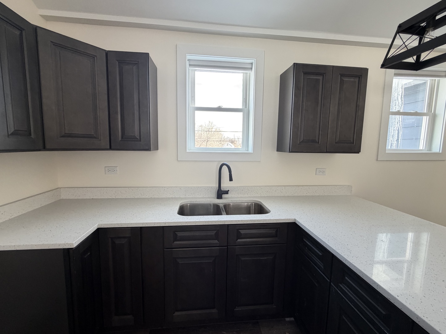 915 South Spencer Road, Unit 1 New Lenox, IL 60451 - Photo 3 of 10