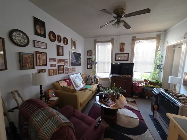 $675,000 | 2310 North Hoyne Avenue, Chicago, IL 60647