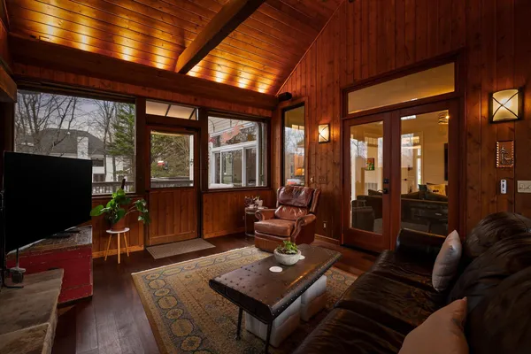 $1,199,000 | 40 Cool Spring Road, Signal Mountain, TN 37377