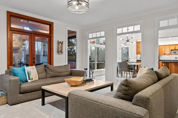 $1,199,000 | 40 Cool Spring Road, Signal Mountain, TN 37377