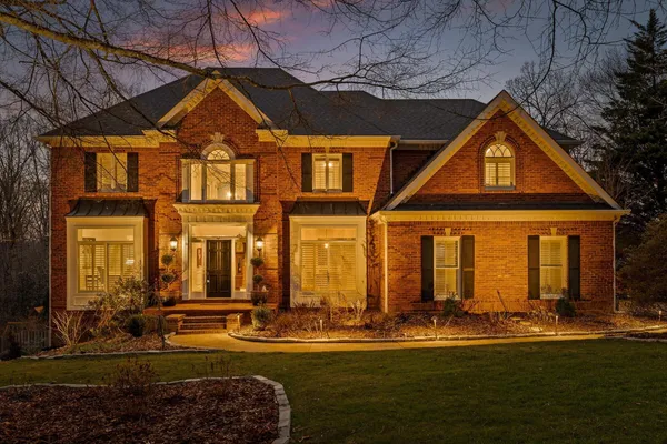 $1,199,000 | 40 Cool Spring Road, Signal Mountain, TN 37377