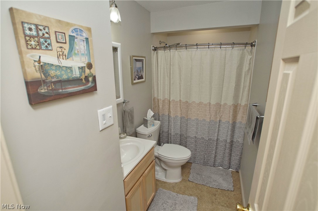 352 Clarmont Road Willowick, OH 44095 - Photo 15 of 29