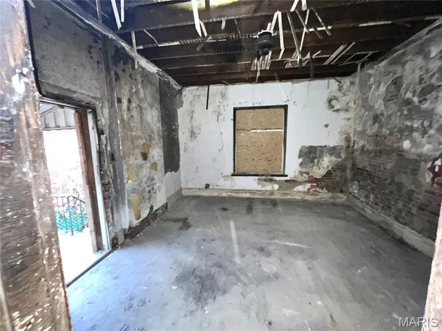 $19,000 | 2205 Osage Street, St. Louis, MO 63118