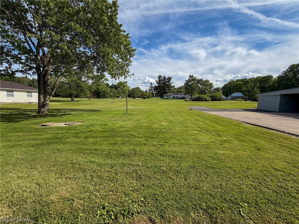 4453 Herner County Line Road Southington, OH 44470 - Photo 2 of 24