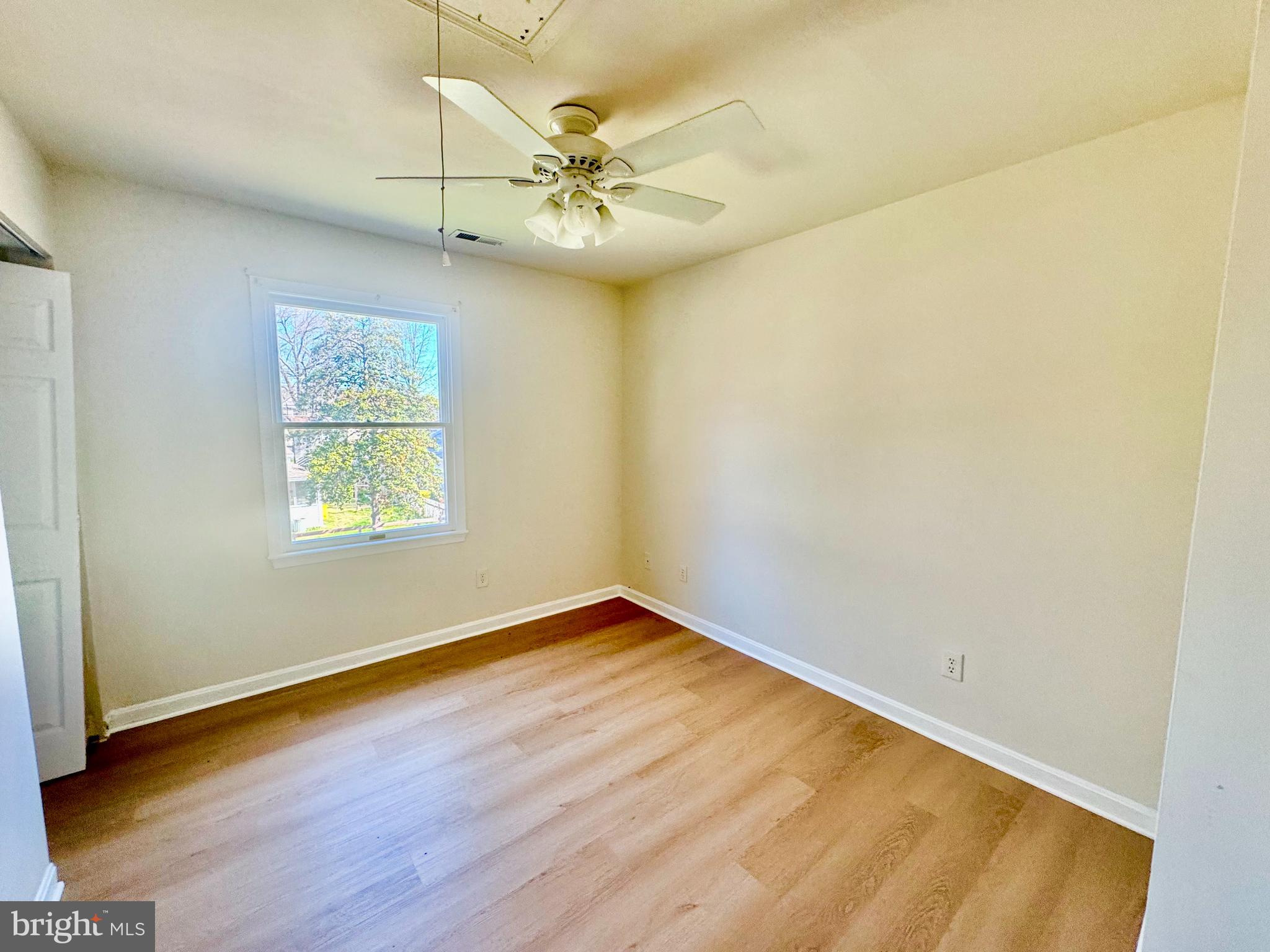 1193 Maple Avenue Shady Side, MD 20764 - Photo 14 of 28 Bedroom #2