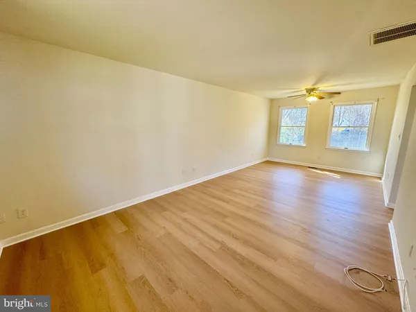 $2,250 | 1193 Maple Avenue, Shady Side, MD 20764