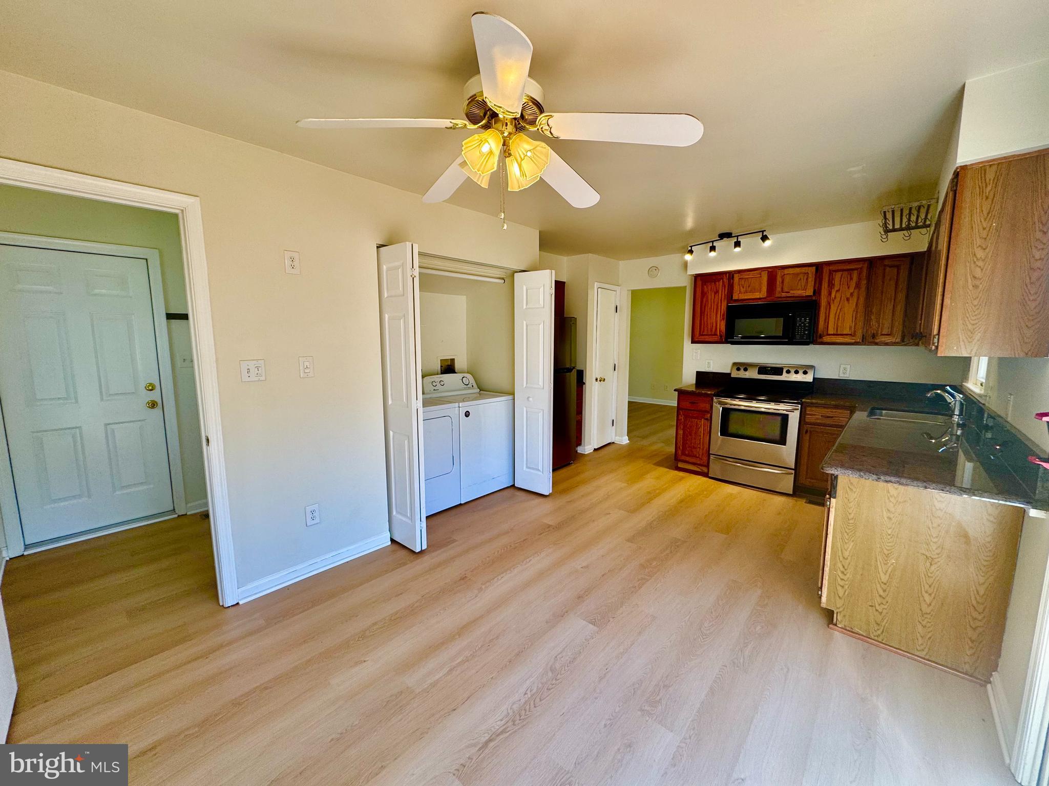 1193 Maple Avenue Shady Side, MD 20764 - Photo 5 of 28 Kitchen