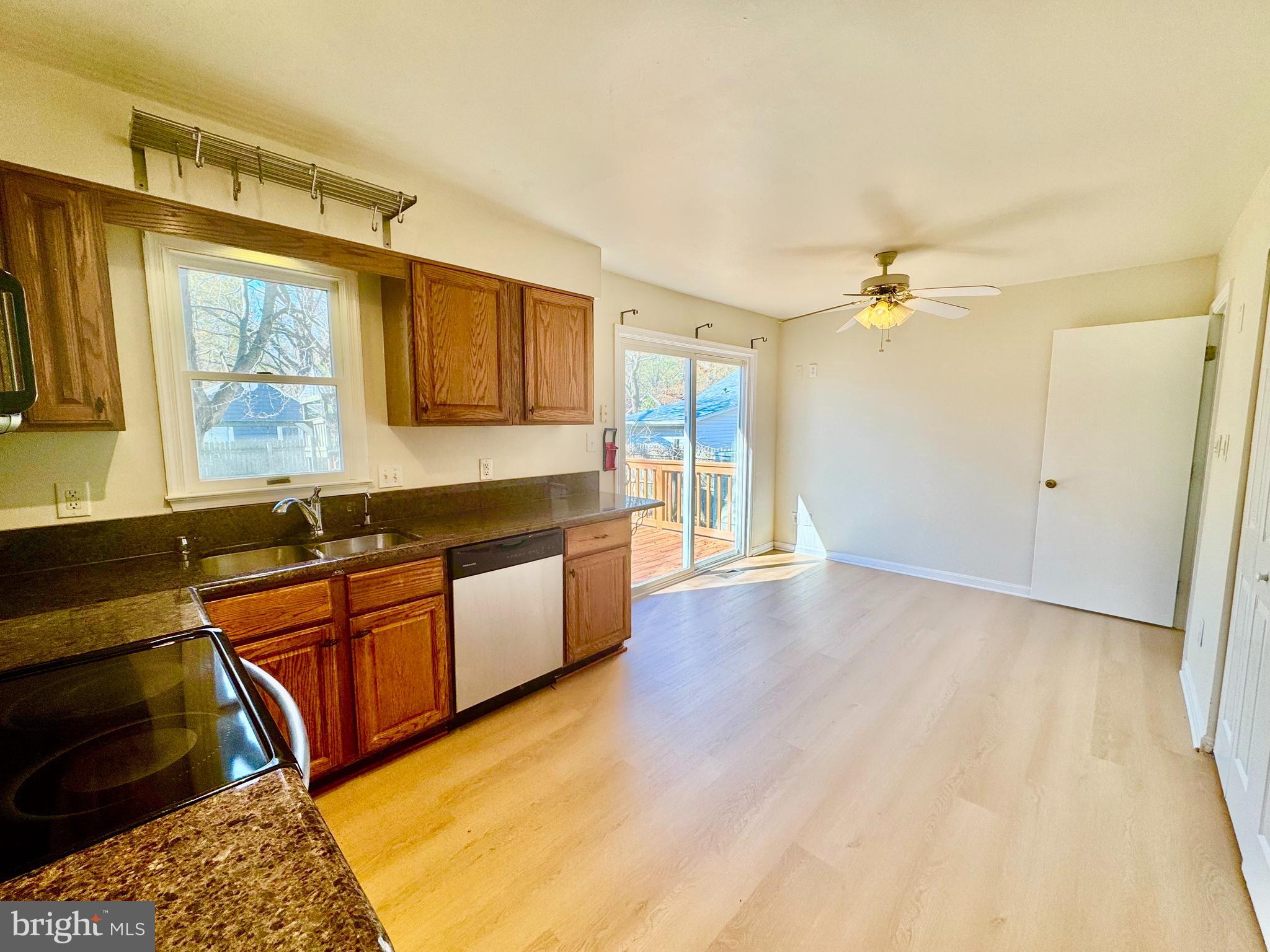 1193 Maple Avenue Shady Side, MD 20764 - Photo 7 of 28 Kitchen