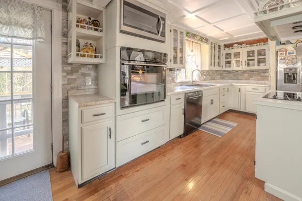 $699,000 | 12 Country Lane, South Thomaston, ME 04858