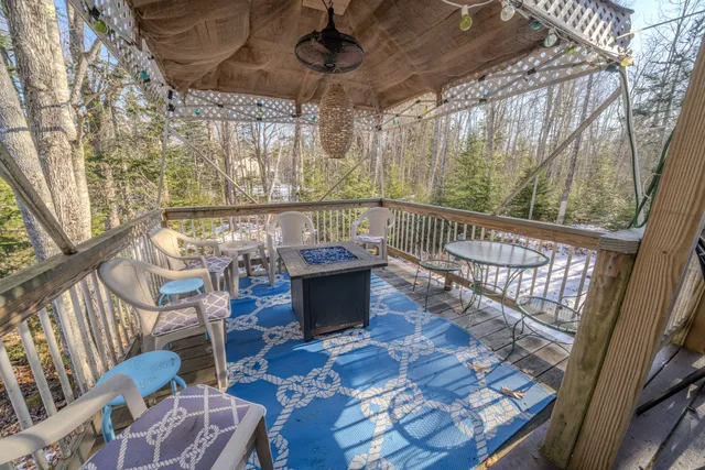 $699,000 | 12 Country Lane, South Thomaston, ME 04858