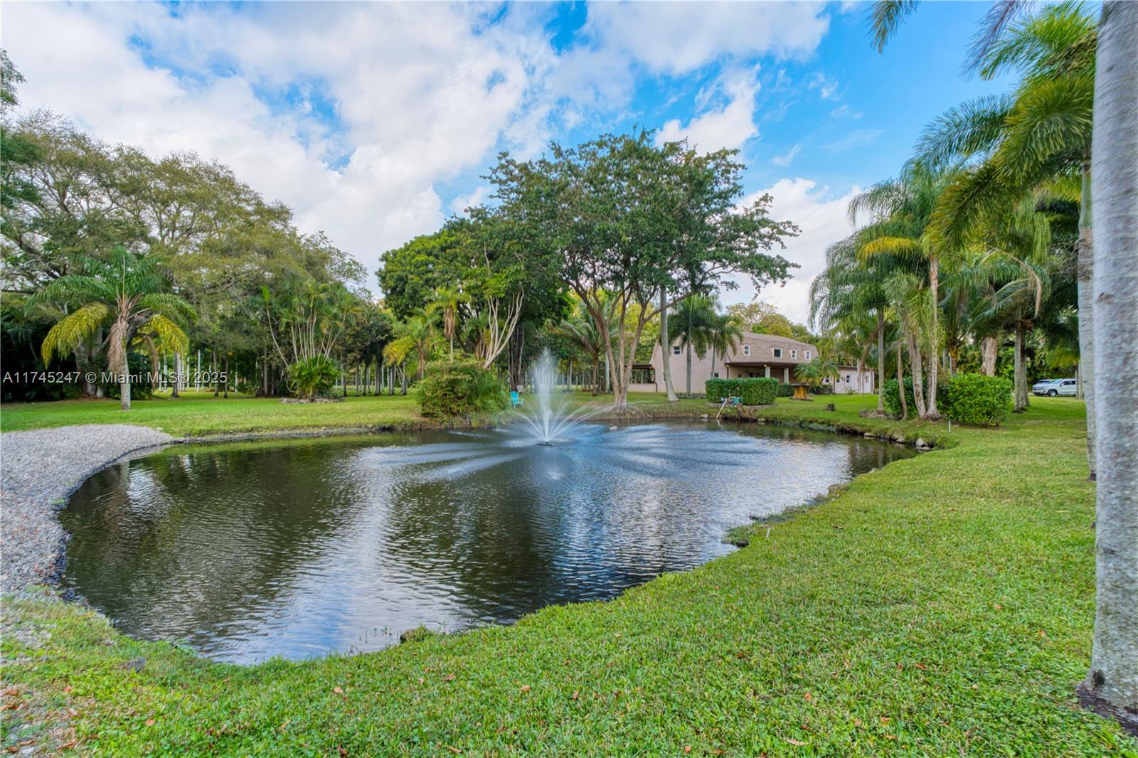 15101 Southwest 27th Street Davie, FL 33331 - Photo 53 of 100 a view of a park with large trees