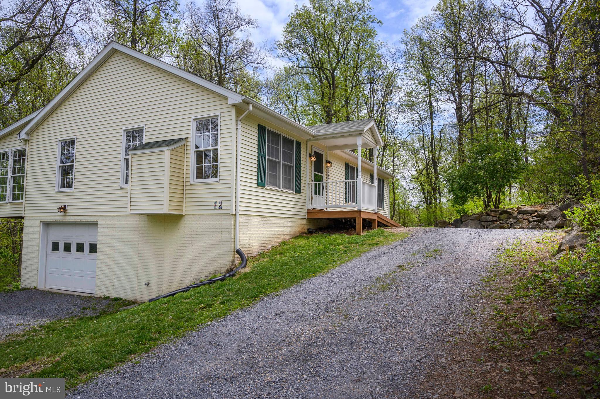 12 Freeze Road Linden, VA 22642 - Photo 3 of 38