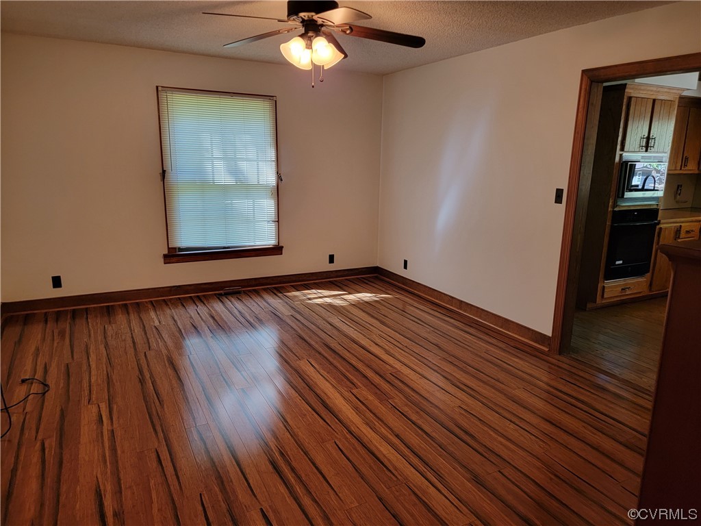 2120 Quaker Road Quinton, VA 23141 - Photo 17 of 48 Gallery Image 17