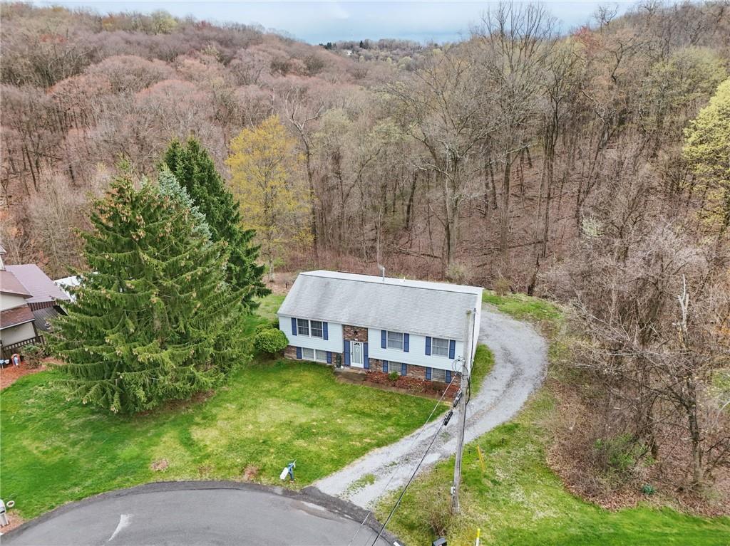 122 Clarette Road Pittsburgh, PA 15237 - Photo 2 of 38 Gallery Image 2