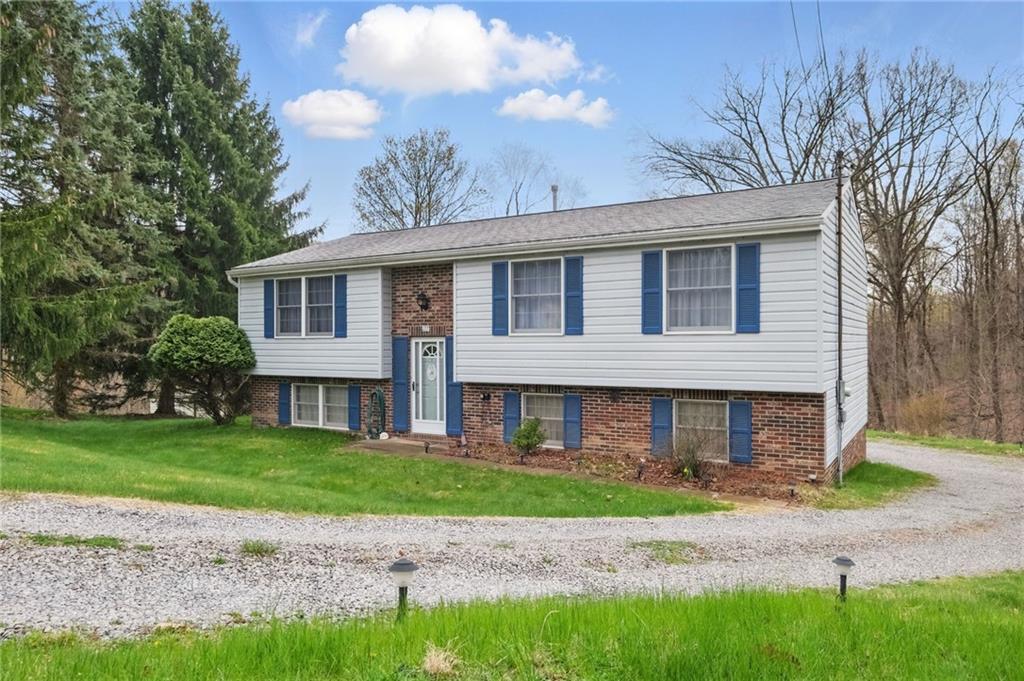 122 Clarette Road Pittsburgh, PA 15237 - Photo 3 of 38 Gallery Image 3