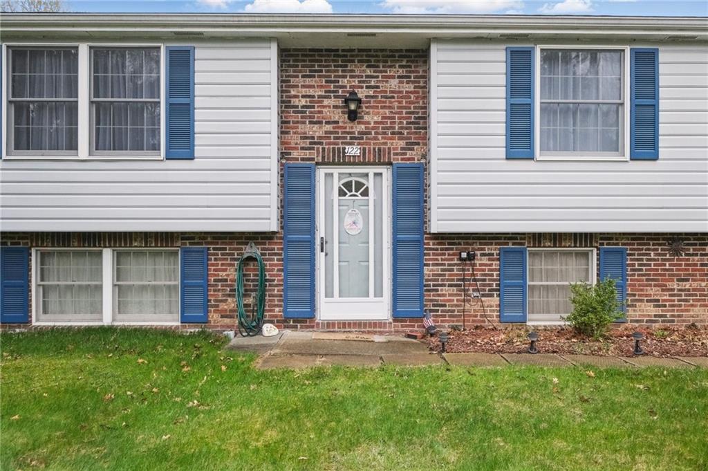 122 Clarette Road Pittsburgh, PA 15237 - Photo 5 of 38 Gallery Image 5
