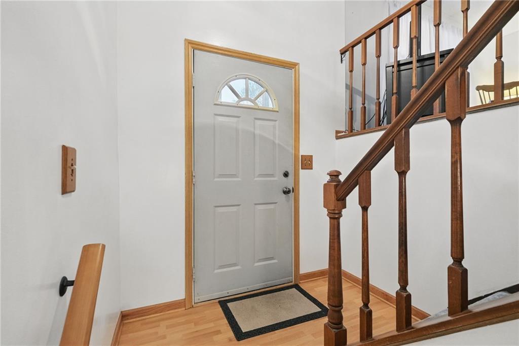 122 Clarette Road Pittsburgh, PA 15237 - Photo 6 of 38 Gallery Image 6