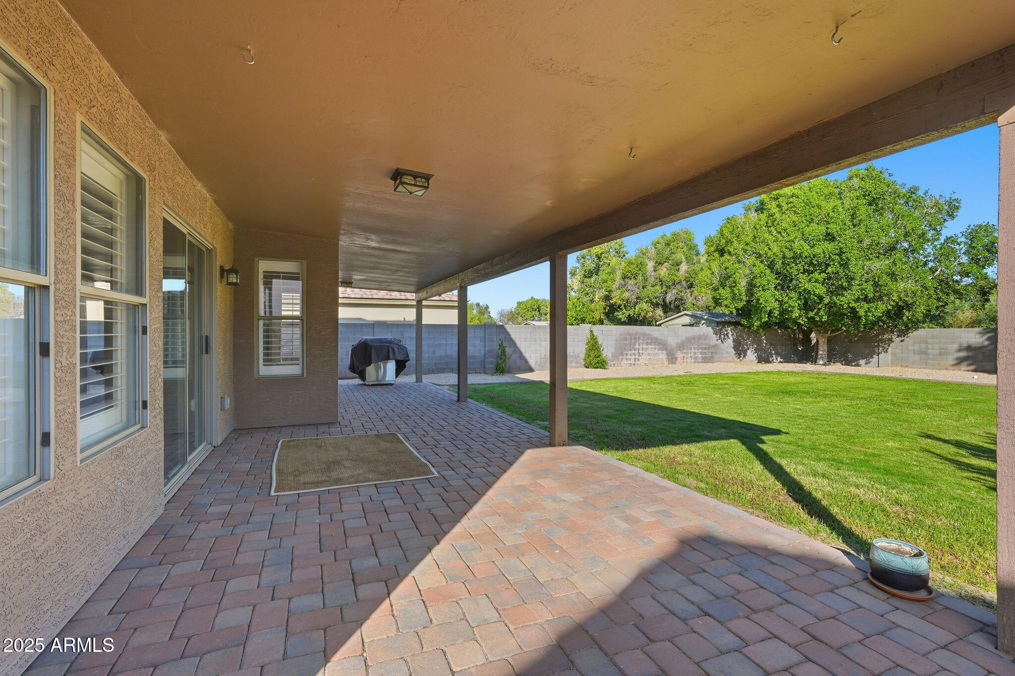 544 West Aviary Way Gilbert, AZ 85233 - Photo 34 of 45 a view of a porch with a backyard