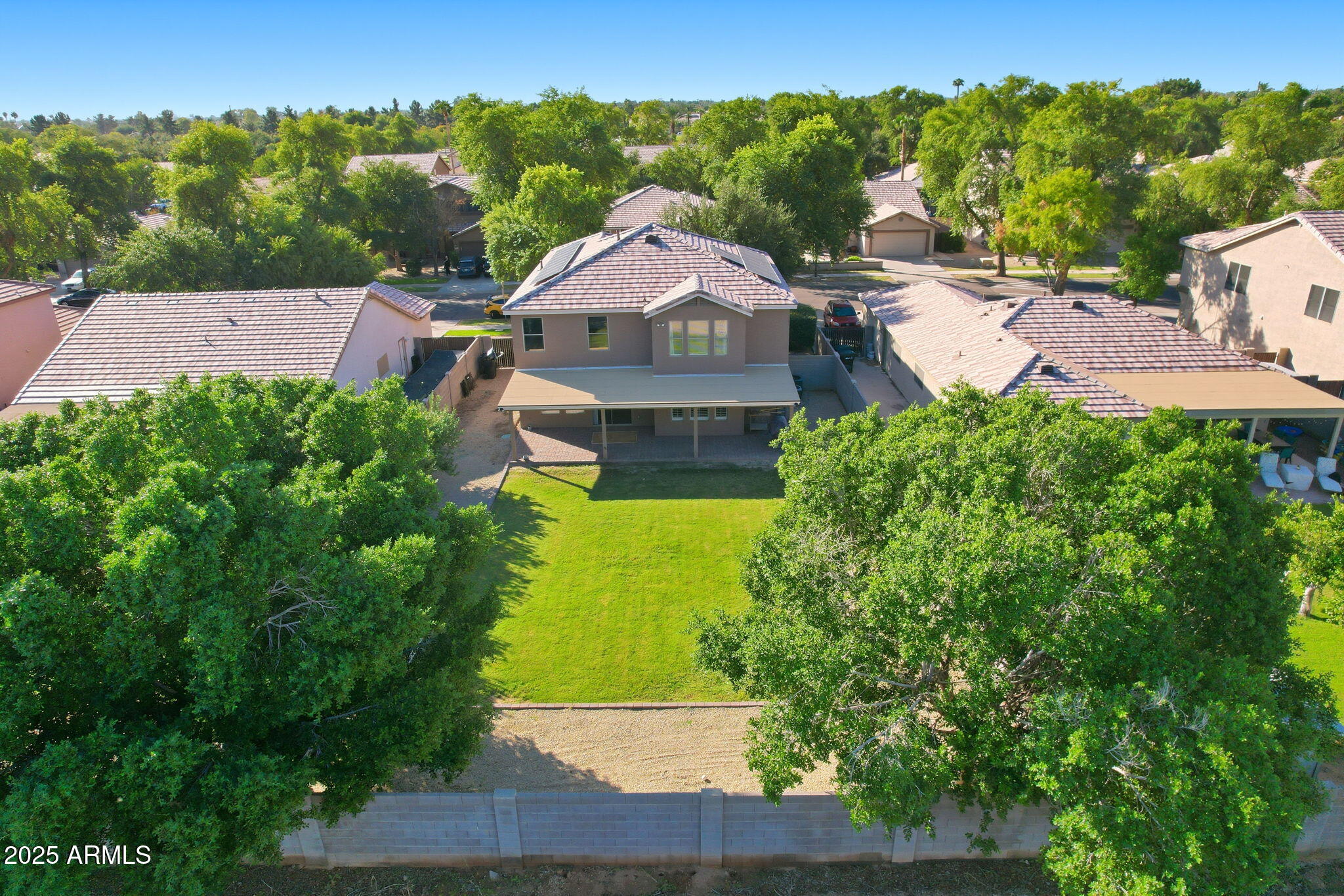544 West Aviary Way Gilbert, AZ 85233 - Photo 39 of 45 an aerial view of a house with a garden