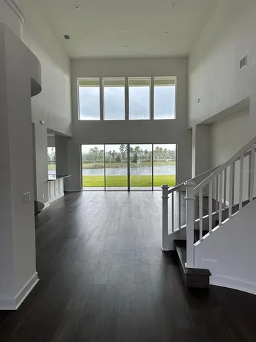 $5,500 | 32240 Mahogany Valley Drive, Wesley Chapel, FL 33543