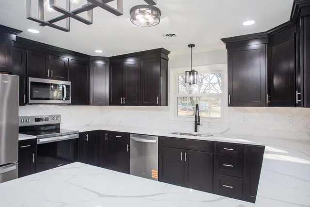 $489,000 | 12 Essex Road, Grottoes, VA 24441