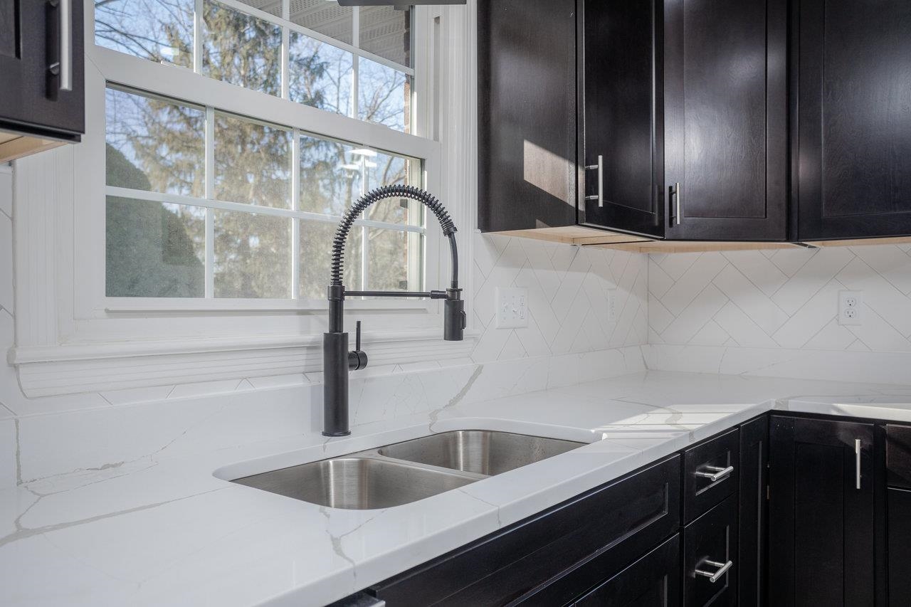 12 Essex Road Grottoes, VA 24441 - Photo 15 of 59