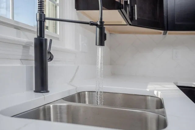 $489,000 | 12 Essex Road, Grottoes, VA 24441