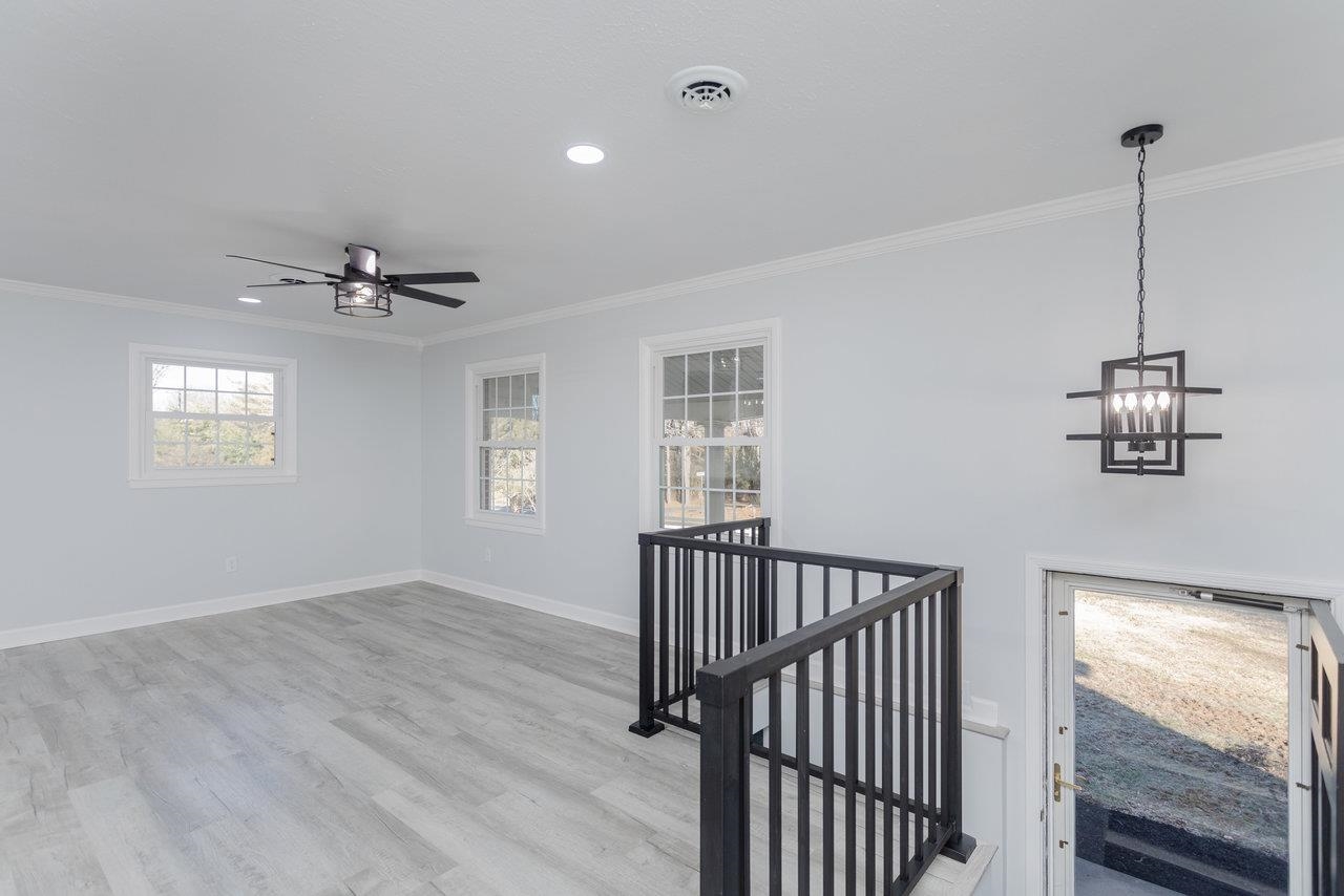 12 Essex Road Grottoes, VA 24441 - Photo 5 of 59