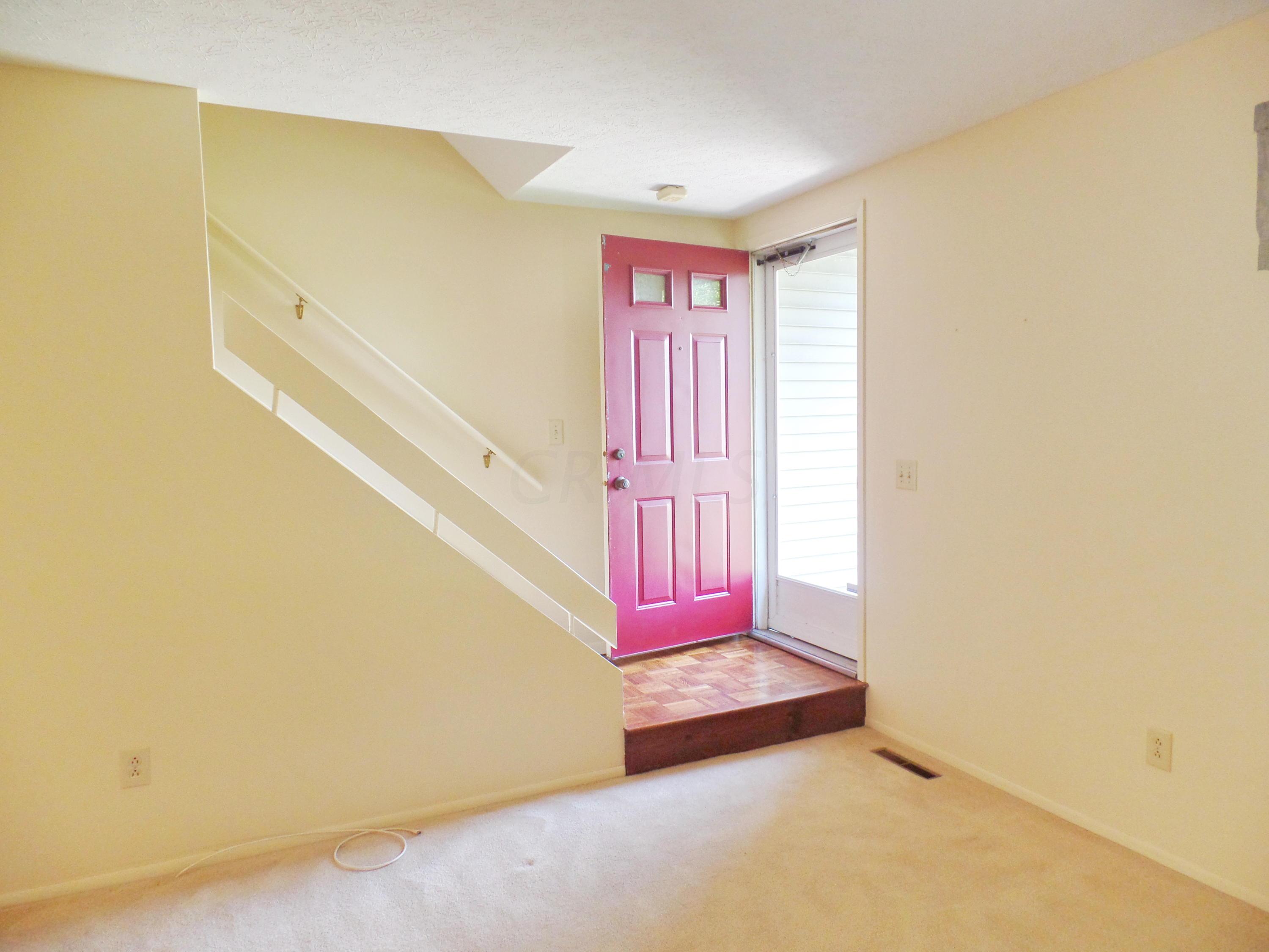 127 Price Road Newark, OH 43055 - Photo 3 of 20 Gallery Image 3