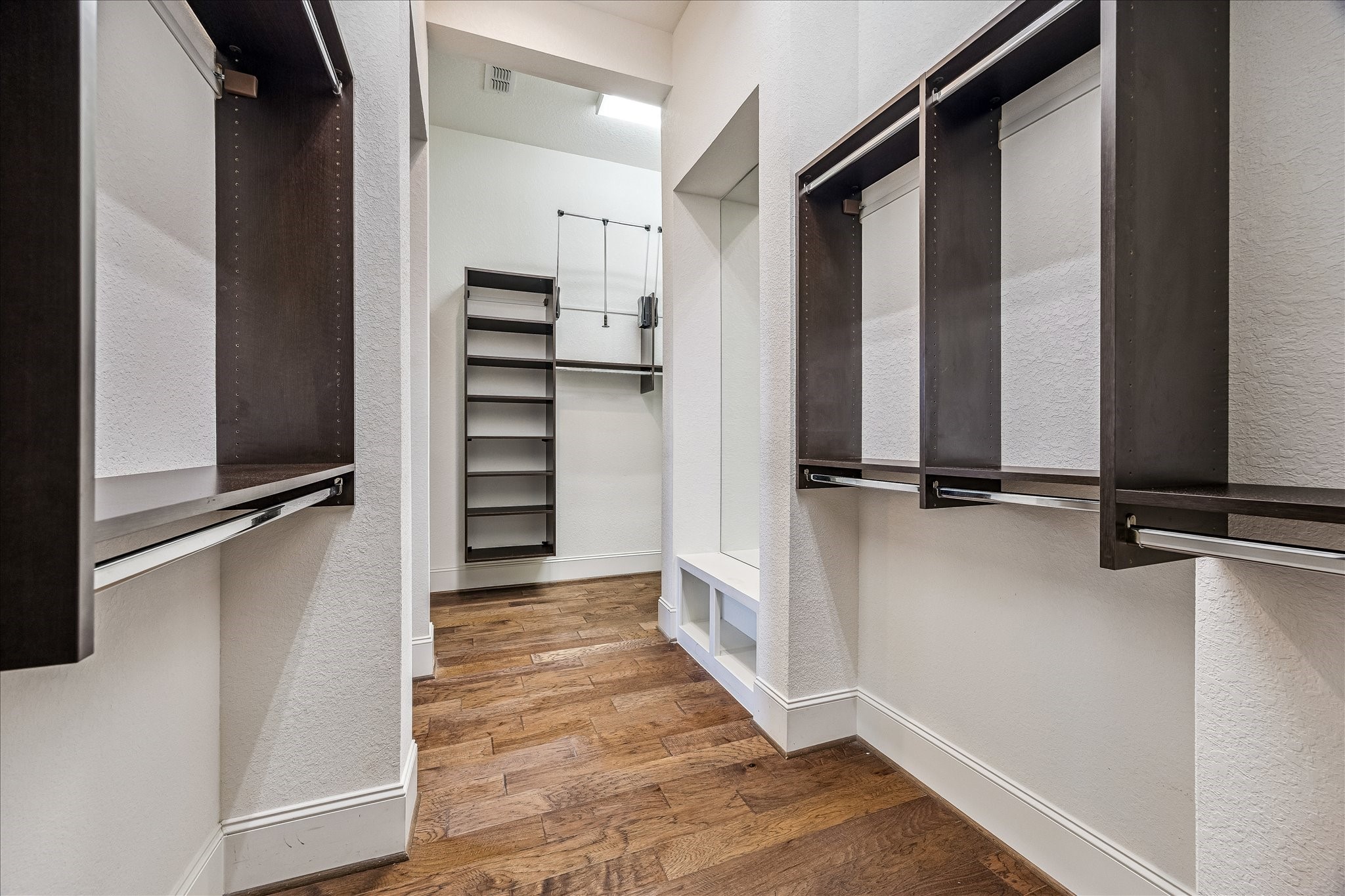 1607 Pinot Circle Houston, TX 77055 - Photo 23 of 43