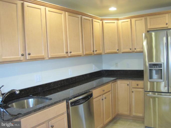 419 Academy Road Catonsville, MD 21228 - Photo 10 of 20 Kitchen #3