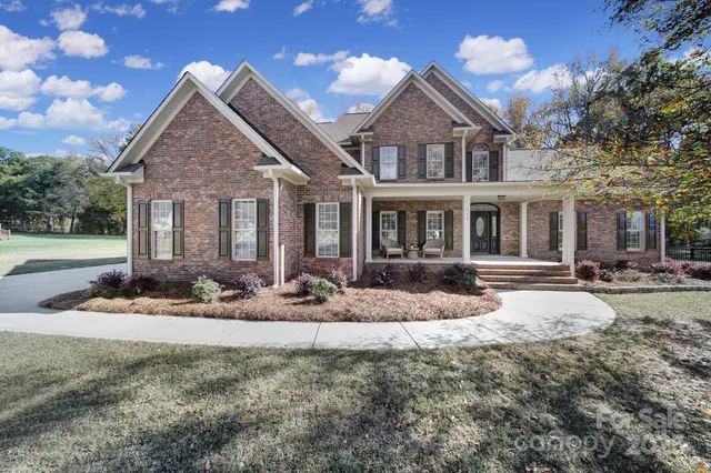 $650,000 | 745 Creekbridge Drive, Rock Hill, SC 29732
