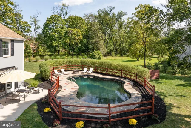 $1,099,000 | 4981 New Road, New Hope, PA 18938