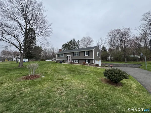 $425,000 | 97 Brookview Road, Windsor, CT 06095