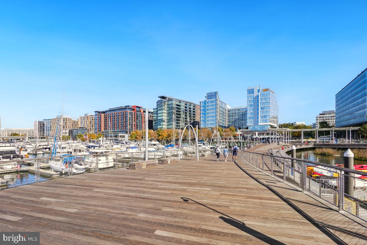 623 I Street Southwest Washington, DC 20024 - Photo 33 of 33 a view of a city with tall buildings
