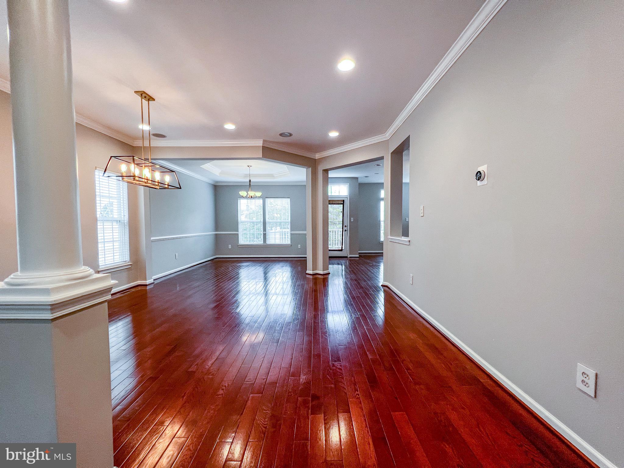 3909 Beeker Mill Place Chantilly, VA 20151 - Photo 4 of 82