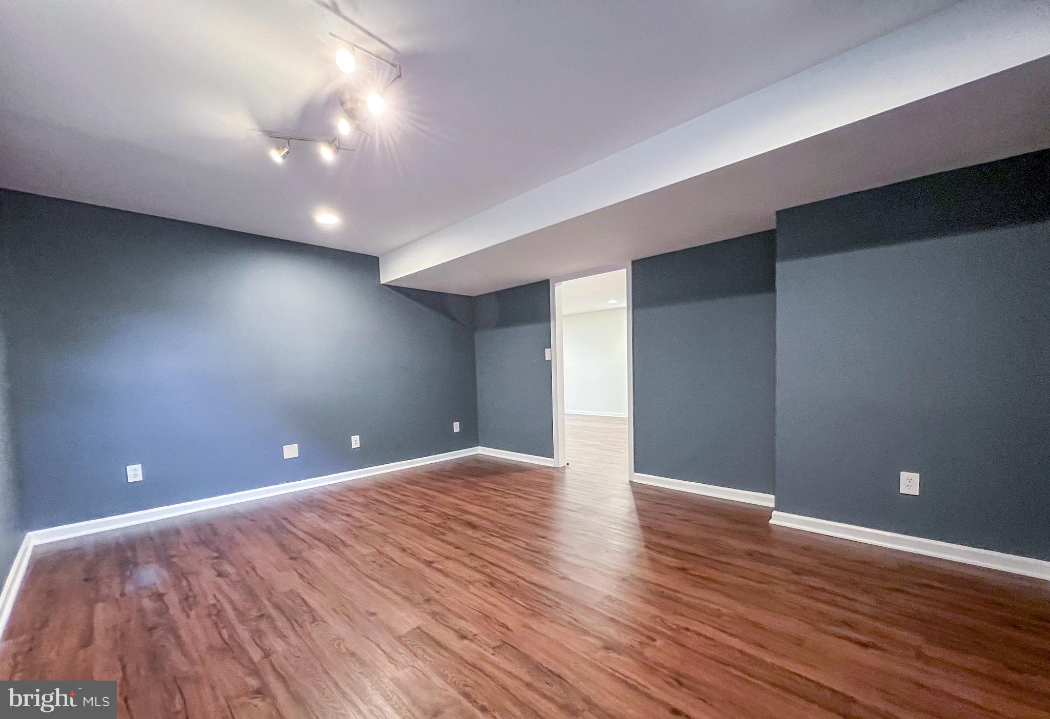 3909 Beeker Mill Place Chantilly, VA 20151 - Photo 74 of 82