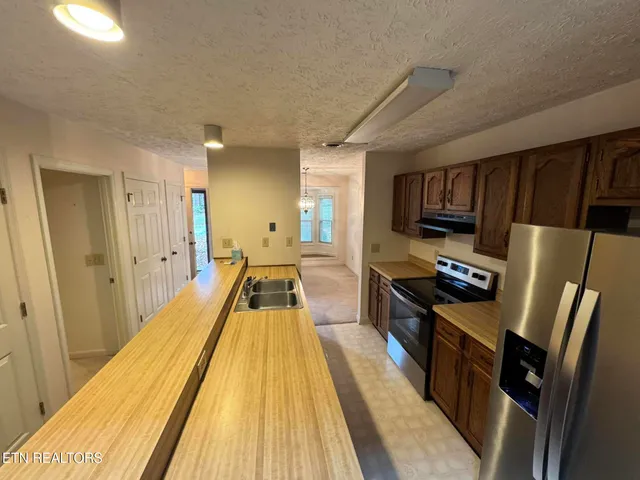 $374,900 | 8734 Wimbledon Drive, Knoxville, TN 37923