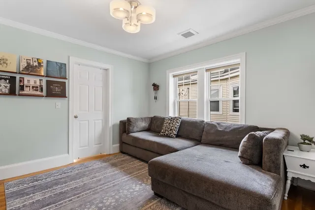 $519,500 | 15 Banks Street, Unit 4, Waltham, MA 02451