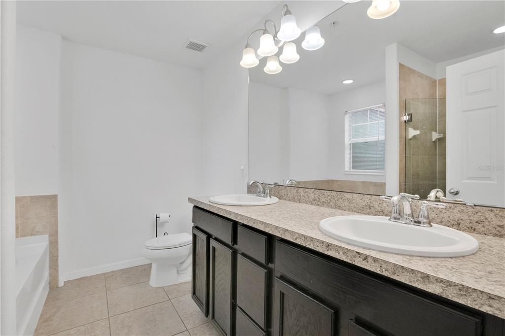 4886 Matteo Trail Orlando, FL 32839 - Photo 15 of 38