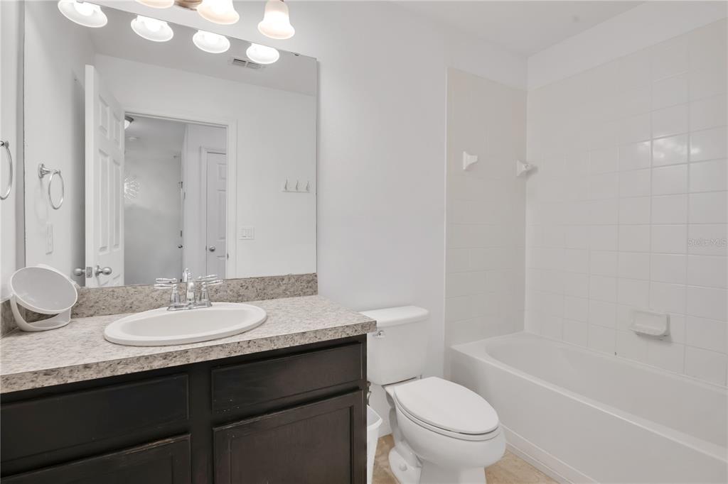 4886 Matteo Trail Orlando, FL 32839 - Photo 20 of 38